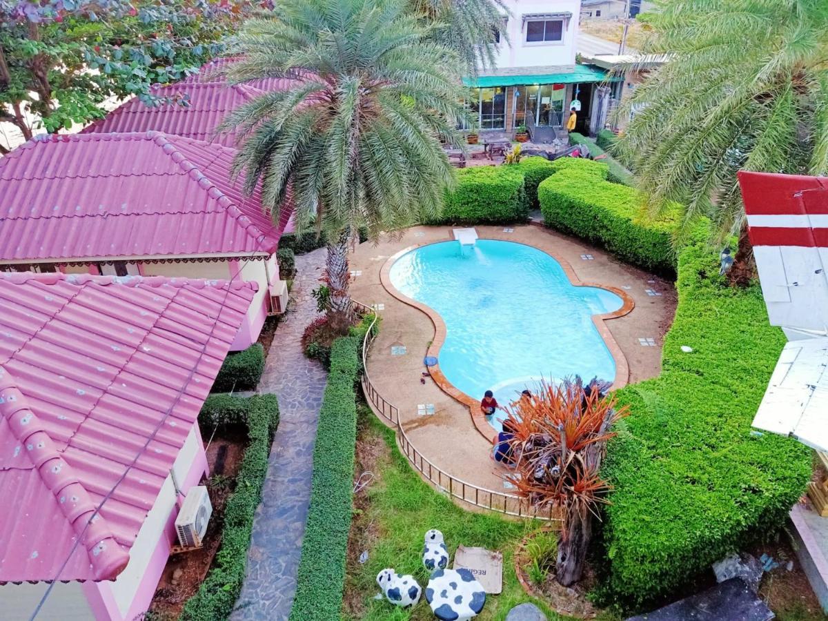 The Iris Resort Chao Lao Beach Exterior foto